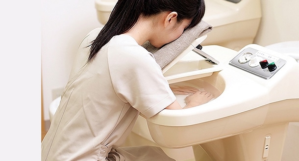 �Q���}�j�E������